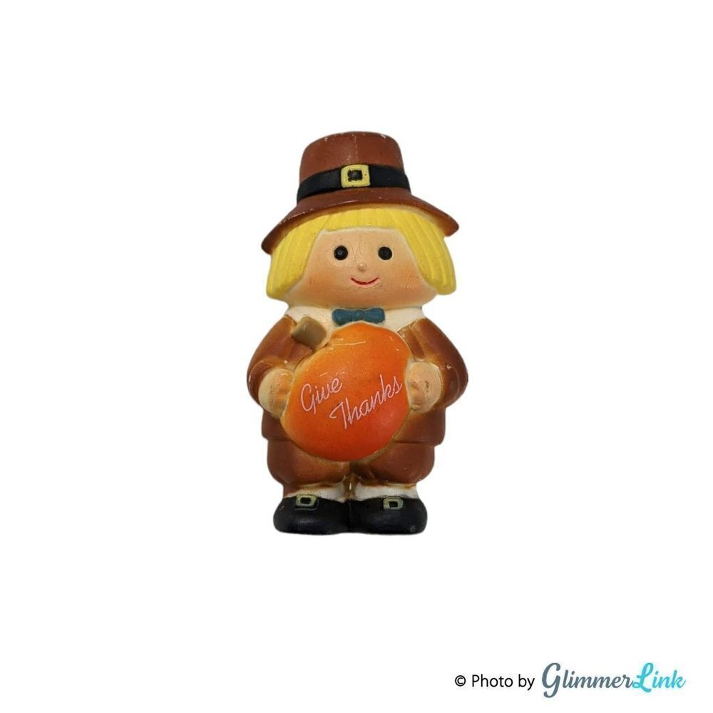 Vintage 1985 ENESCO Give Thanks Pilgrim Pumpkin Thanksgiving Plastic Brooch